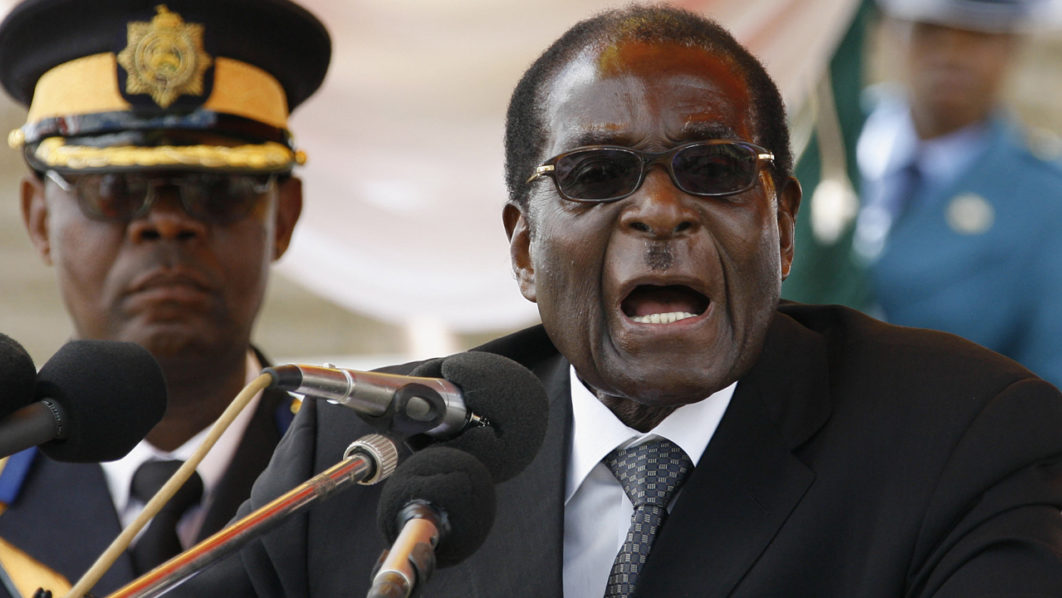 Uko Perezida Robert Mugabe yigeze gufungirwa i hwahwa? Amwe mu mateka ye.